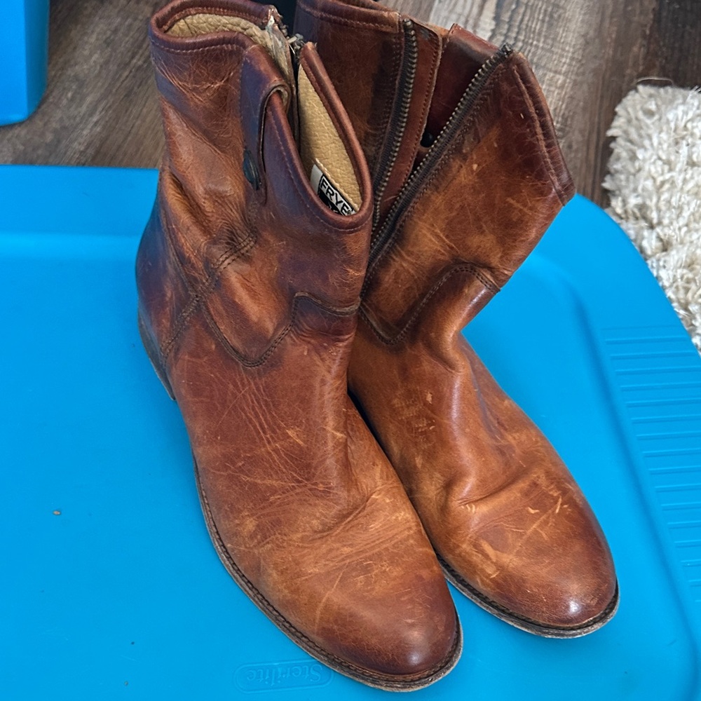 Frye Women's Tan Leather Heeled Boots